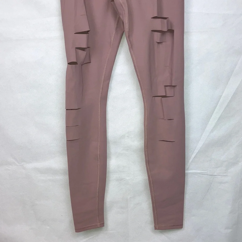 ALO Women’s Size M Warrior Cut Pink High-Waisted Leggings Sporty Gym Yoga Pants